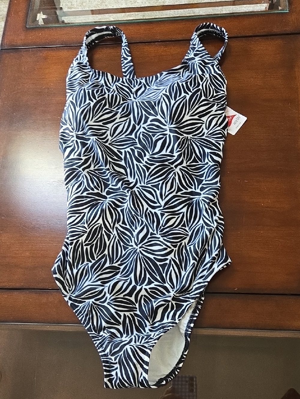 Lands' End Black & White Floral One-Piece Swimsuit. 18W. NEW WITH TAG!!